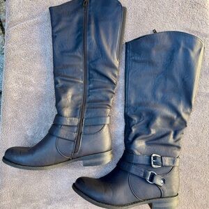 Women's Black Boots